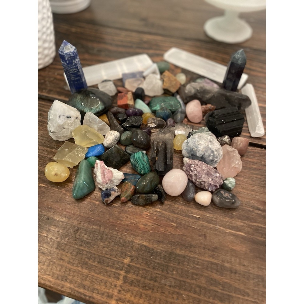 HUGE LOT Crystals Gemstones Good Luck fortune fame life RARE fluorite GEM
